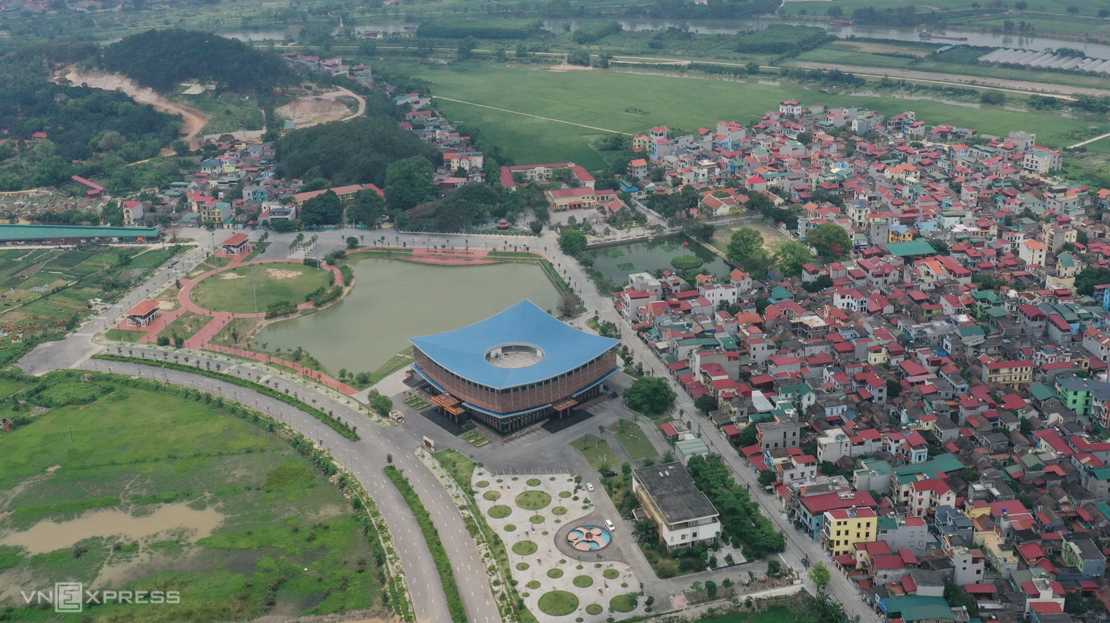 THE CROWN